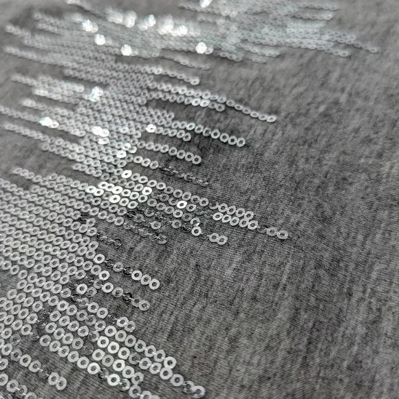 Vintage Y2k Women's Size Medium Zero Degrees Gray/ Silver Tank - Picture 2 of 7